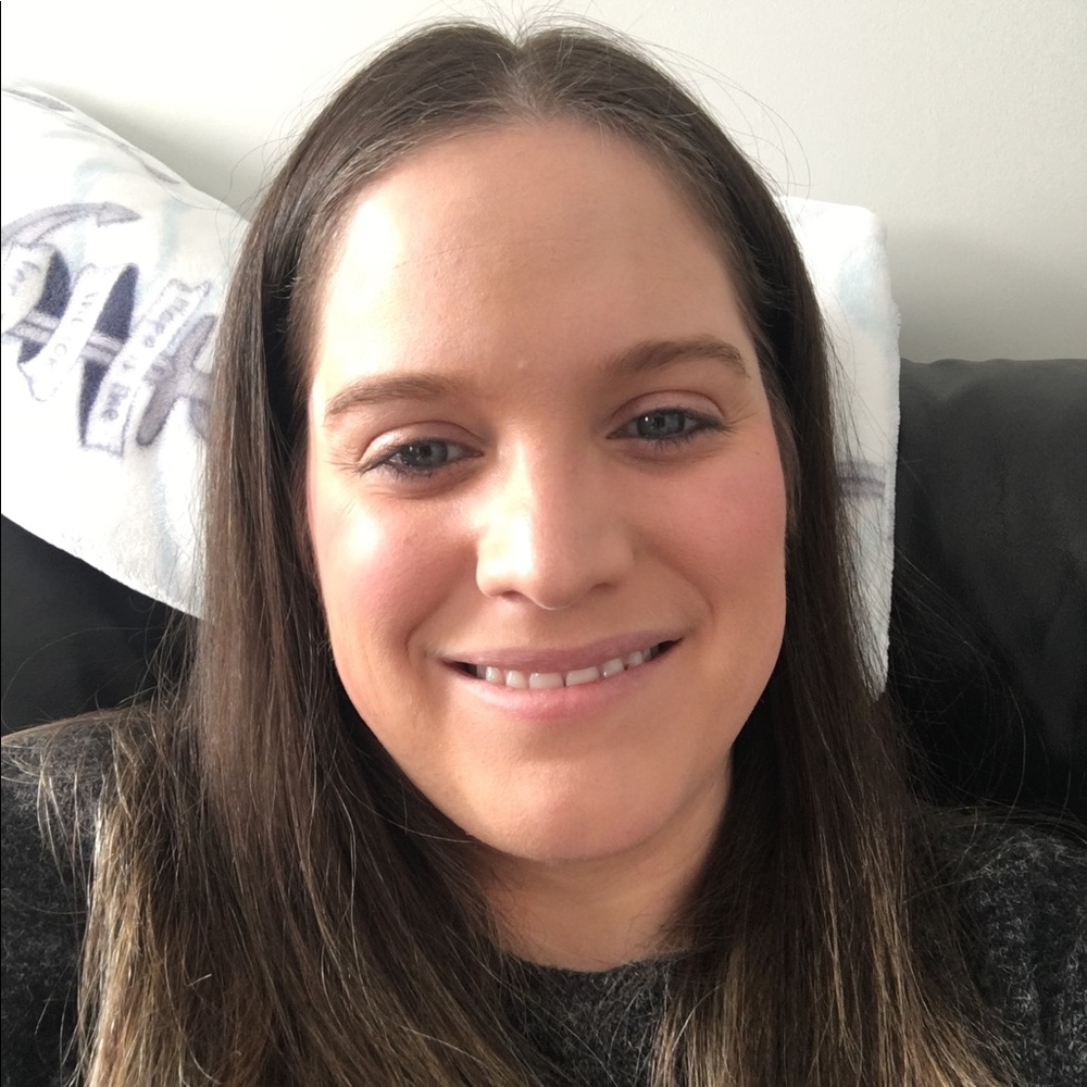 Meet your Posher, Kayla